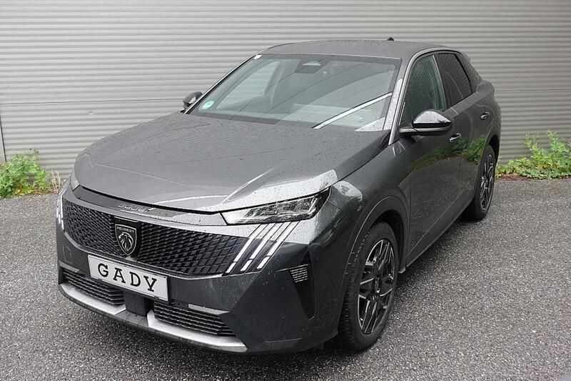 Gebraucht Peugeot 3008 Allure 136 PS (100 kW) 2024 Grau SUV