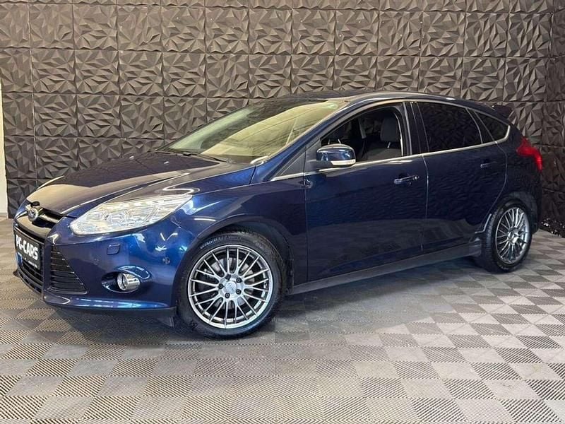 Gebraucht Ford Focus Titanium 150 PS (110 kW) 2011 Blau Limousine