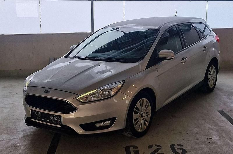 Gebraucht Ford Focus Trend 95 PS (69 kW) 2018 Grau Kombi