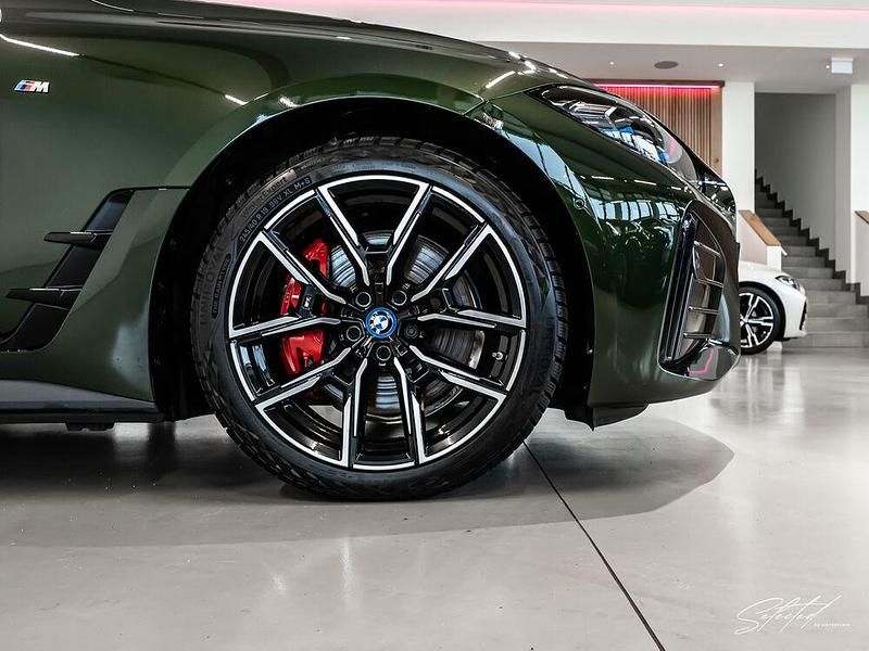 Gebraucht BMW i4 M Sport 400 kW (544 PS) 2024 Grün Limousine