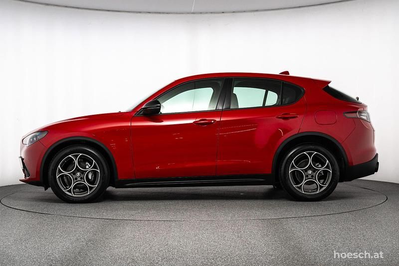 Gebraucht Alfa Romeo Stelvio Sprint 160 PS (117 kW) 2023 Rot SUV