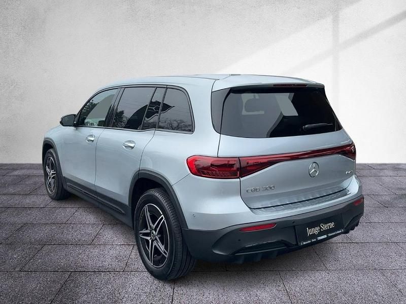 Gebraucht Mercedes EQB300 AMG line 167 kW (228 PS) 2025 Silber SUV