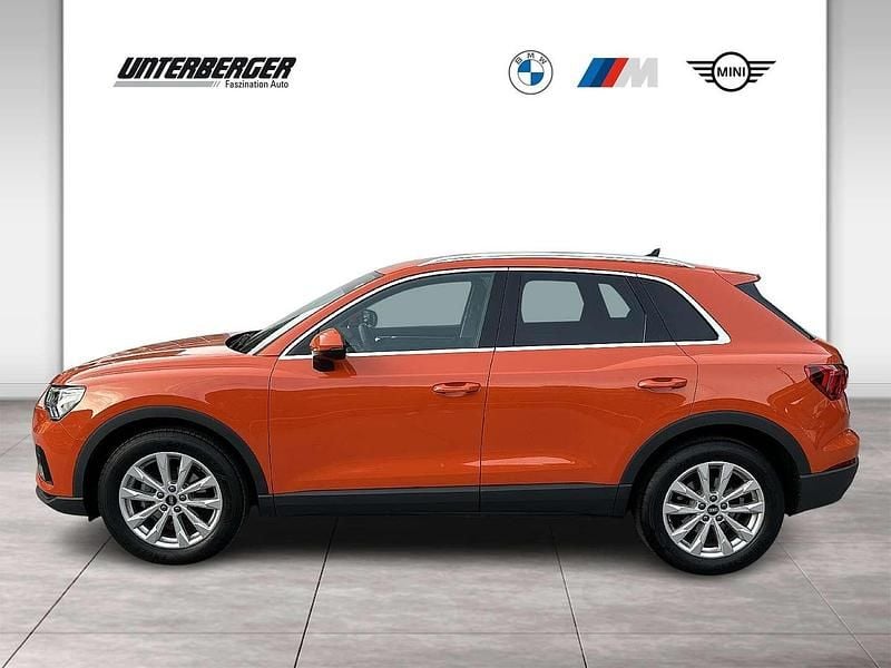 Gebraucht Audi Q3 Basis 150 PS (110 kW) 2022 Orange SUV