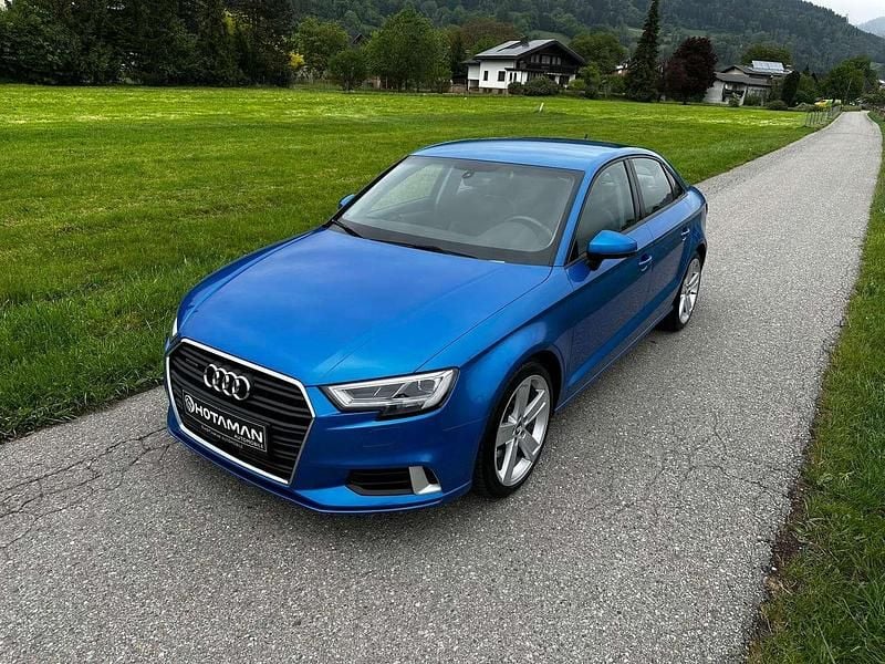 Blau Gebraucht 2020 Audi A3 Sport Limousine | € 23.990 (Superpreis) - Bild 1/2