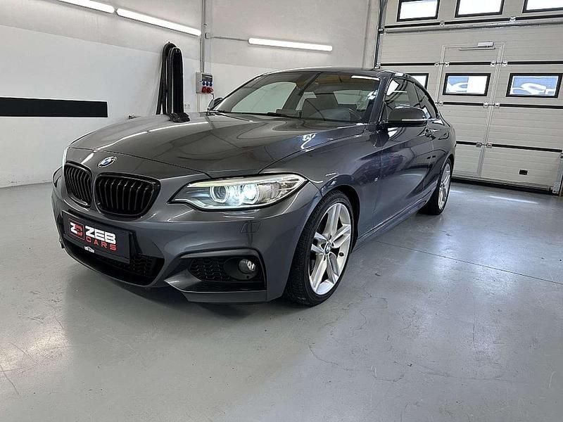 Grau Gebraucht 2015 BMW 220 M Sport Coupé | € 17.990 (Fairer Preis) - Bild 1/4