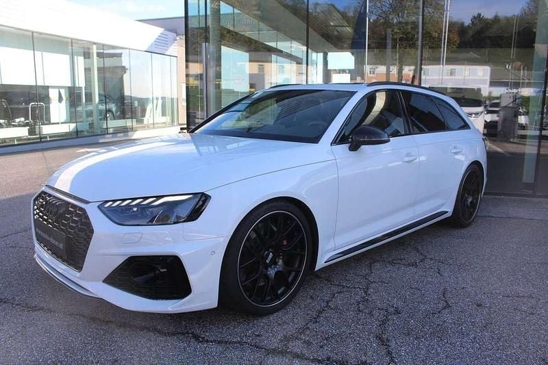 Gebraucht Audi RS4 Ambiente 450 PS (330 kW) 2020 Weiss  metallic Kombi