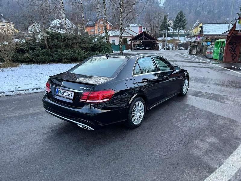 Gebraucht Mercedes E200 Avantgarde 136 PS (100 kW) 2015 Schwarz Limousine