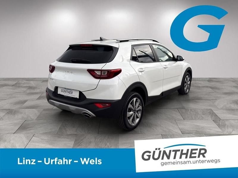 Gebraucht Kia Stonic Gold 101 PS (74 kW) 2024 Weiß SUV