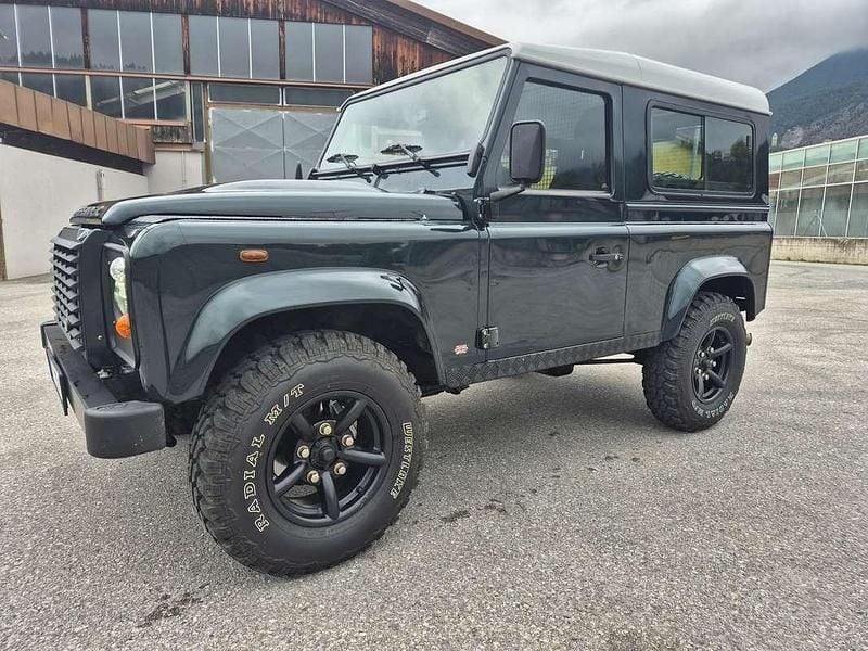 Gebraucht Land Rover Defender SE 122 PS (89 kW) 2015 Grün SUV