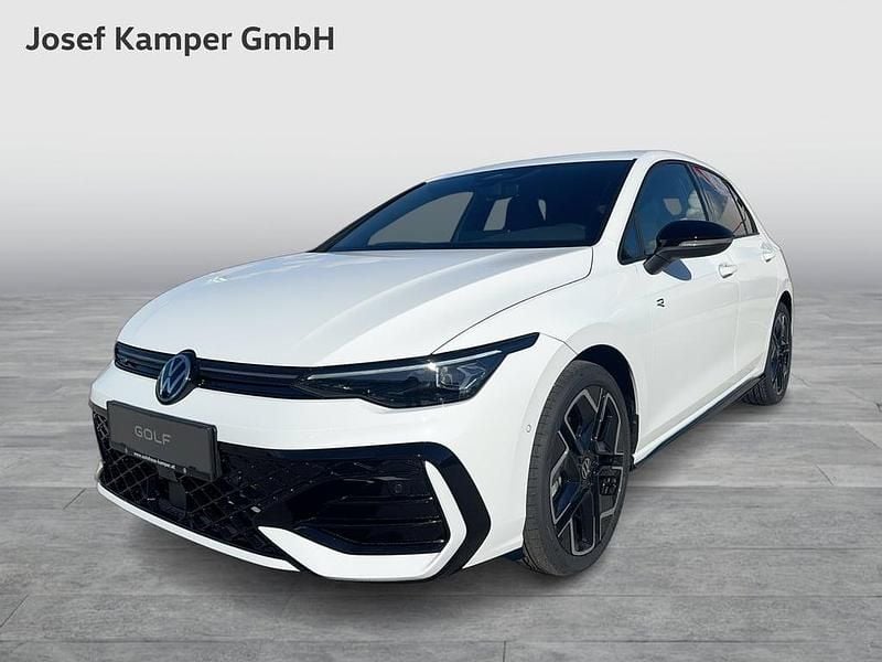 Neu VW Golf VIII Sport 115 PS (84 kW) 2026 Weiss  normal