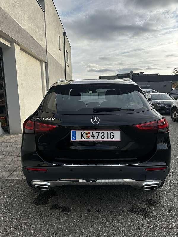 Gebraucht Mercedes CLA200 Shooting Brake 163 PS (119 kW) 2021 Kombi