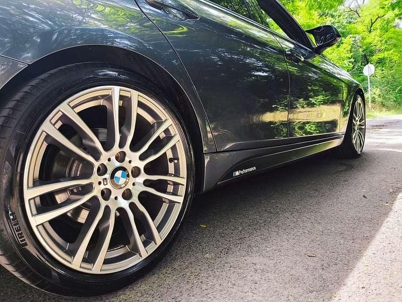 Gebraucht BMW 318 M Performance 143 PS (105 kW) 2014 Grau Limousine