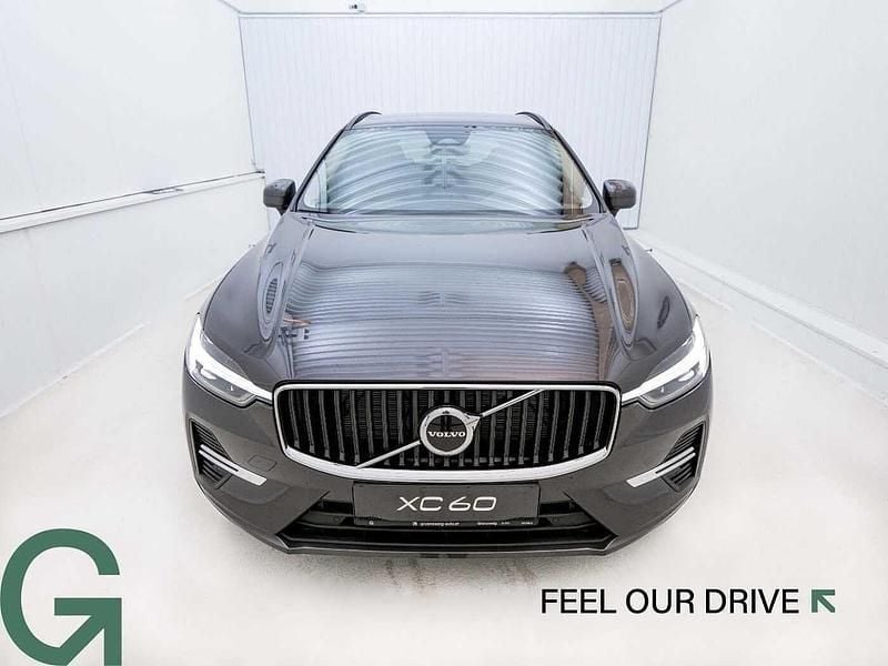 Gebraucht Volvo XC60 197 PS (144 kW) 2024 Grau SUV