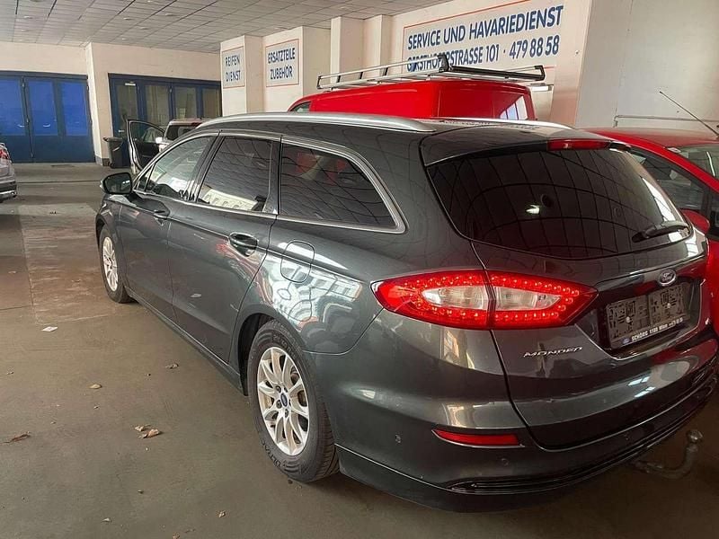 Gebraucht Ford Mondeo Titanium 120 PS (88 kW) 2017 Grün Kombi