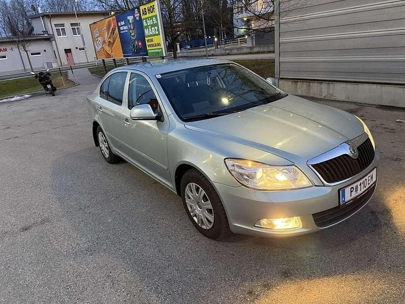 Gebraucht Skoda Octavia Ambiente 80 PS (58 kW) 2010 Kombi