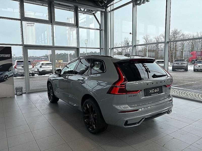 Gebraucht Volvo XC60 252 PS (185 kW) 2026 Grau SUV