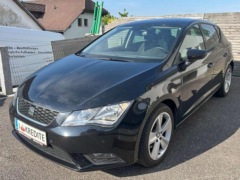 Schwarz Gebraucht 2014 Seat Leon Style Limousine | € 8.500 (Guter Preis) - Bild 1/4