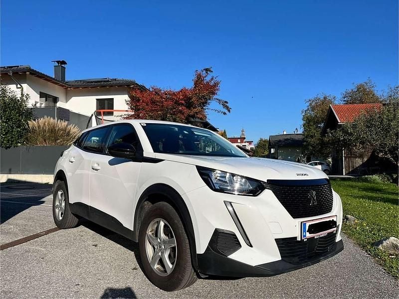 Gebraucht Peugeot 2008 S 131 PS (96 kW) 2022 Weiß SUV