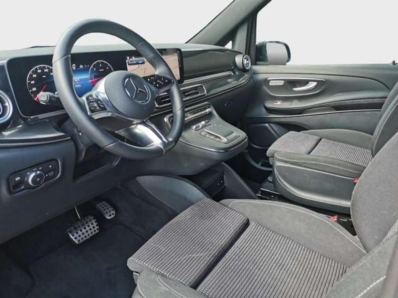 Gebraucht Mercedes V300 Style 237 PS (174 kW) 2024 Schwarz Van / Kleinbus