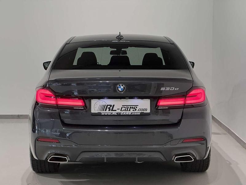Gebraucht BMW 530e M Sport 292 PS (214 kW) 2021 Grau Limousine