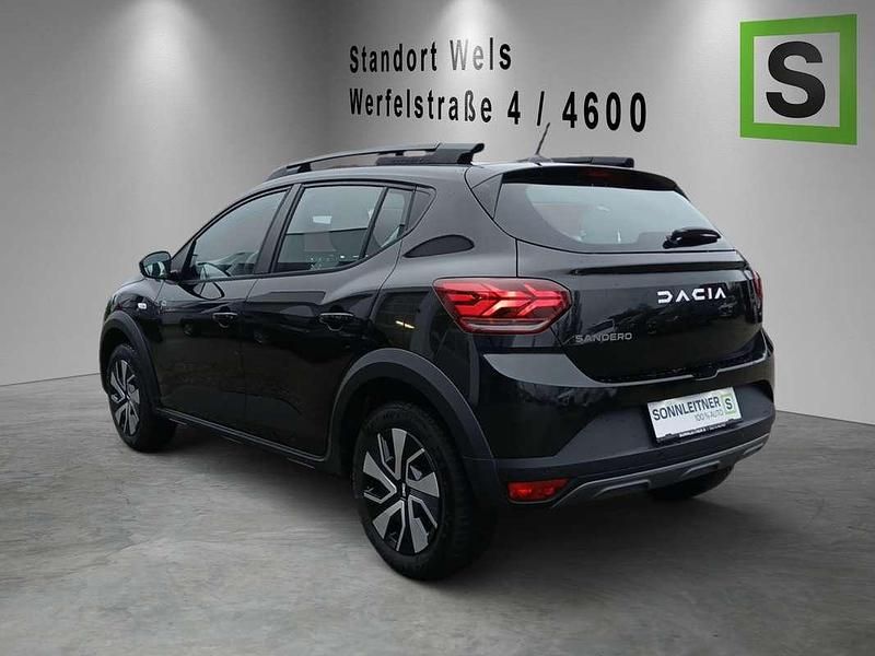 Neu Dacia Sandero Expression 91 PS (66 kW) 2025 Schwarz Kleinwagen
