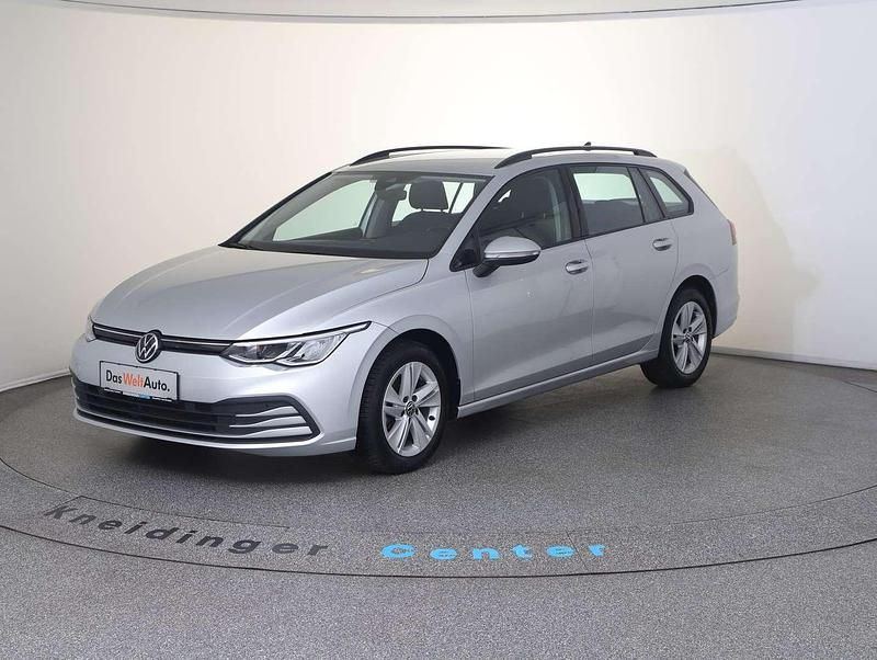 Gebraucht VW Golf VIII Life 110 PS (80 kW) 2023 Silber Kombi