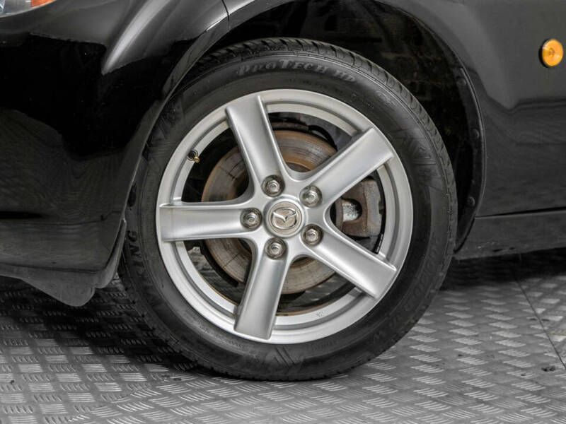 Gebraucht Mazda MX5 126 PS (92 kW) 2007 Schwarz Cabrio