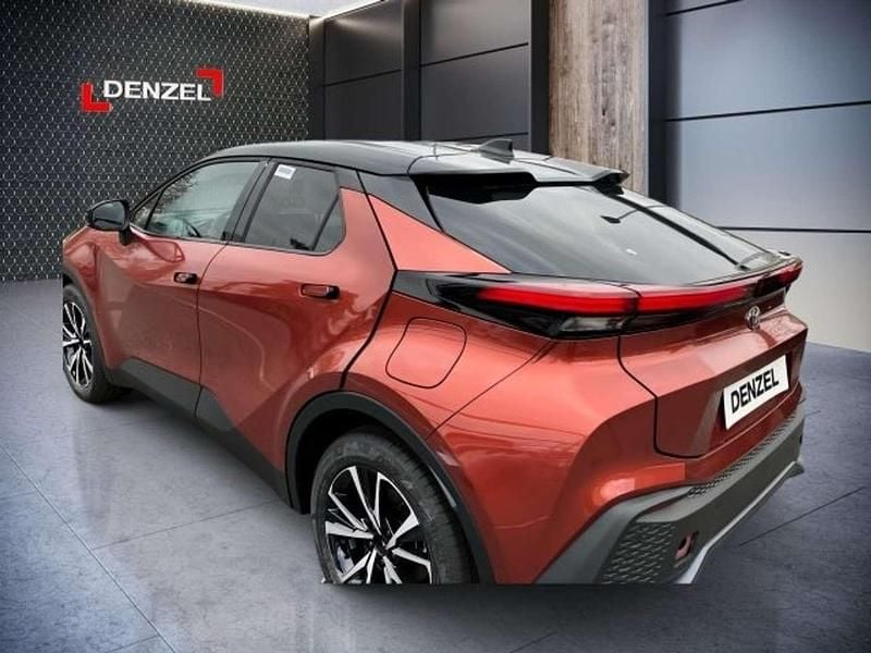 Neu Toyota C-HR Active 98 PS (72 kW) 2025 Rot SUV