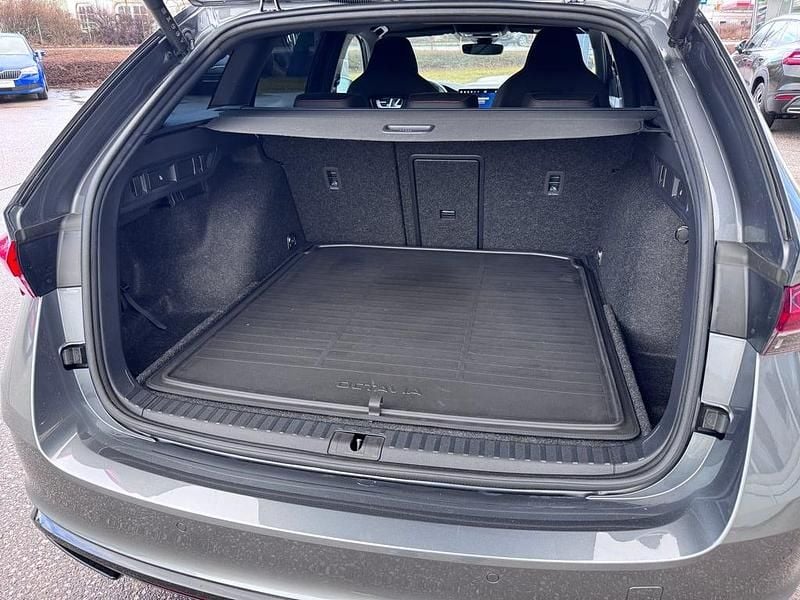 Gebraucht Skoda Octavia RS 265 PS (194 kW) 2025 Grau Kombi