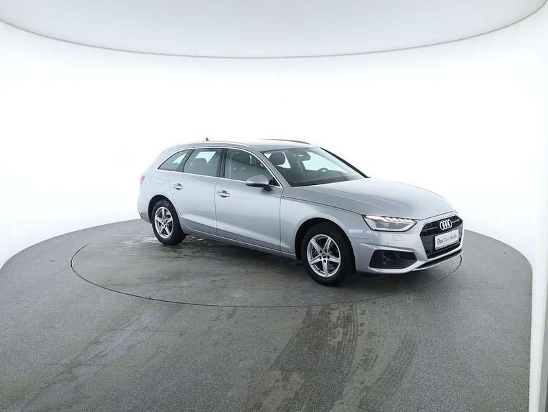 Gebraucht Audi A4 136 PS (100 kW) 2025 Silber Kombi