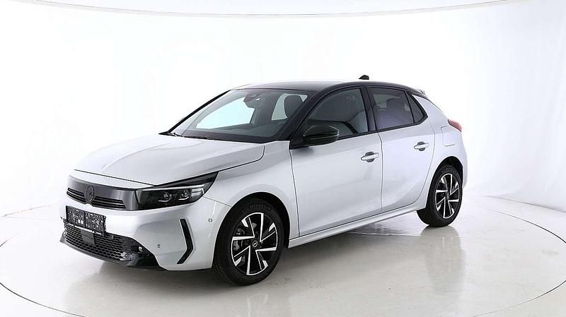 Gebraucht Opel Corsa 101 PS (74 kW) 2024 Silber Limousine