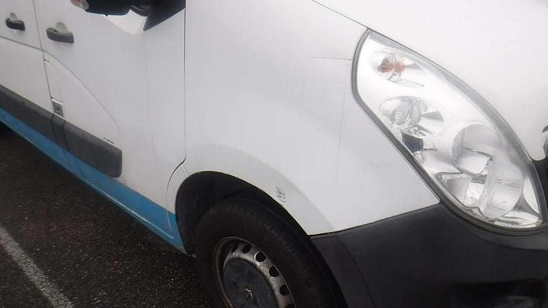 Gebraucht Opel Movano 125 PS (91 kW) 2016 Weiß Van