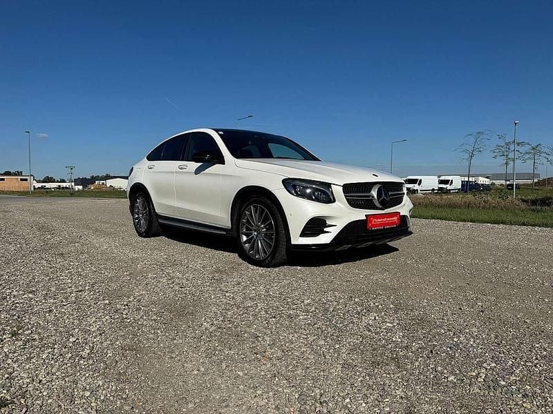 Gebraucht Mercedes GLC350 AMG line 258 PS (189 kW) 2017 Weiß Coupé