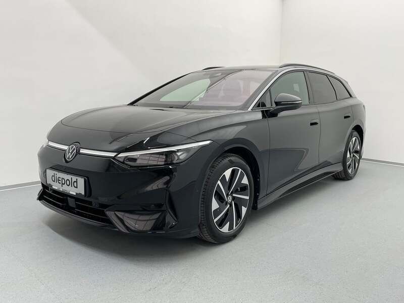 Schwarz metallic Neu 2025 VW ID.7 Pro Kombi | € 52.990 (Fairer Preis) - Bild 1/4