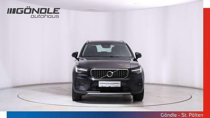 Gebraucht Volvo XC40 180 PS (132 kW) 2023 Schwarz SUV