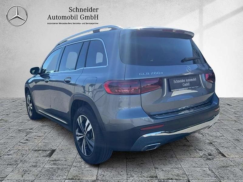 Gebraucht Mercedes GLB200 Edition 150 PS (110 kW) 2024 Grau SUV