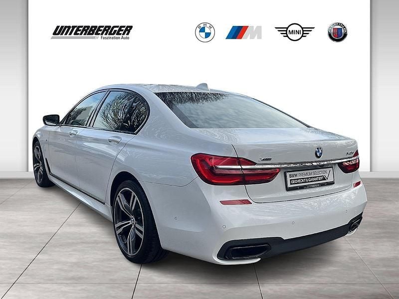 Gebraucht BMW 740 M Sport 319 PS (234 kW) 2019 Weiß Limousine