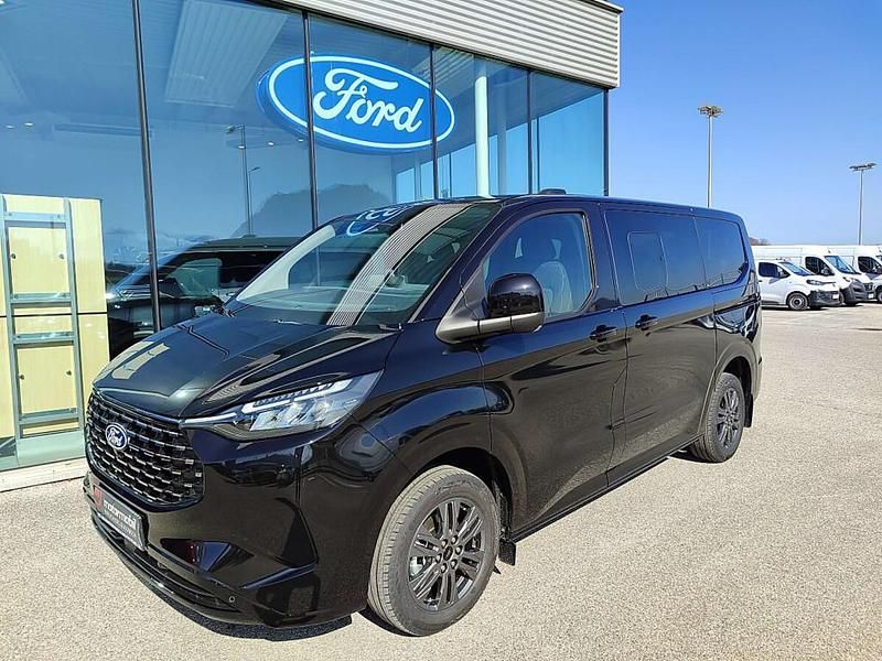 Neu Ford Tourneo Custom Titanium 233 PS (171 kW) 2026 Van