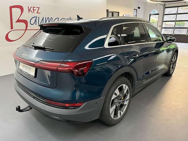 Gebraucht Audi e-tron S-Line 230 kW (313 PS) 2021 Blau SUV