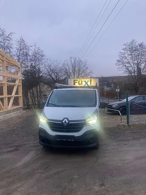 Weiß Gebraucht 2019 Renault Trafic Van / Kleinbus | € 13.990 (Superpreis) - Bild 1/4