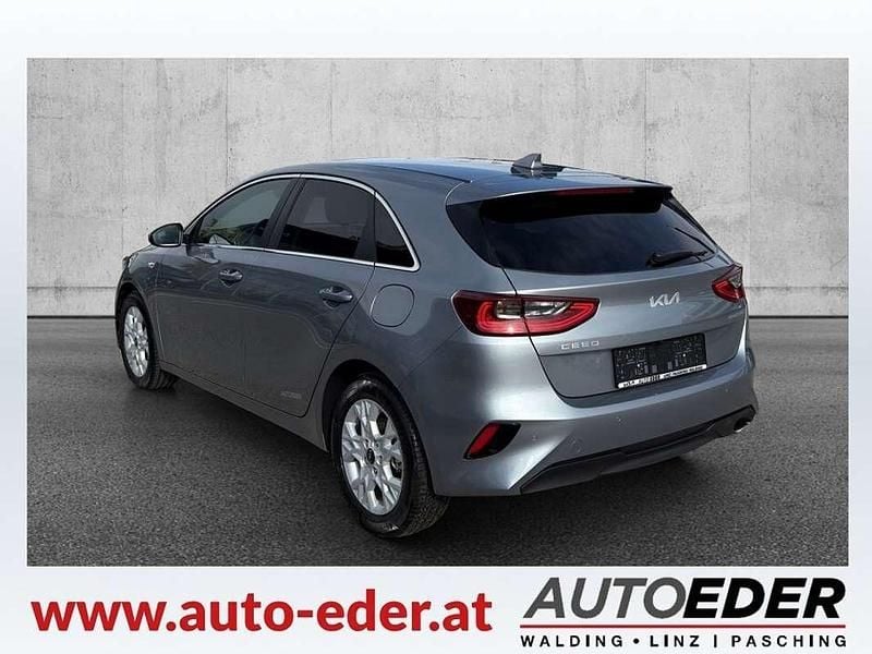 Gebraucht Kia Ceed Silver 101 PS (74 kW) 2025 Silber Kleinwagen