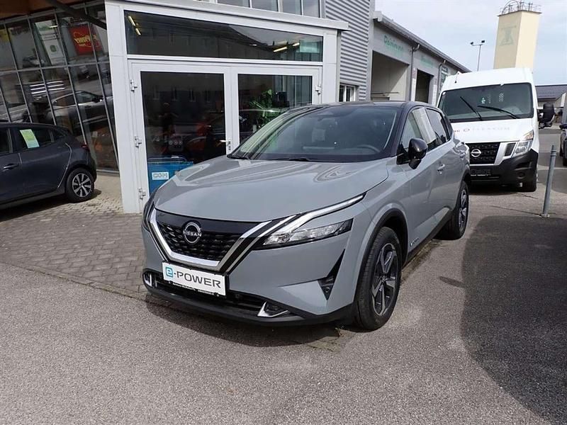 Gebraucht Nissan Qashqai N-Connecta 158 PS (116 kW) 2024 Schwarz SUV