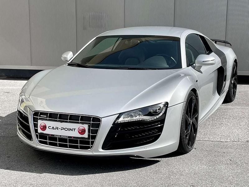 Silber Gebraucht 2010 Audi R8 Coupé Coupé | € 92.990 - Bild 1/4