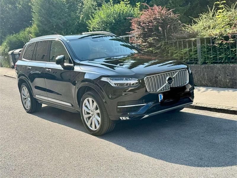 Gebraucht 2017 Volvo XC90 Inscription SUV | € 39.500 (Fairer Preis) - Bild 1/4