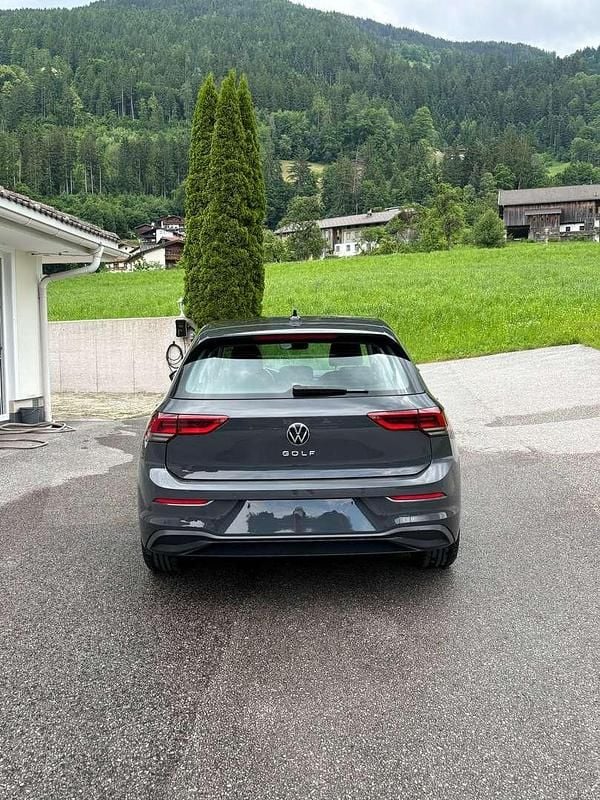 Gebraucht VW Golf VIII 116 PS (85 kW) 2021 Limousine