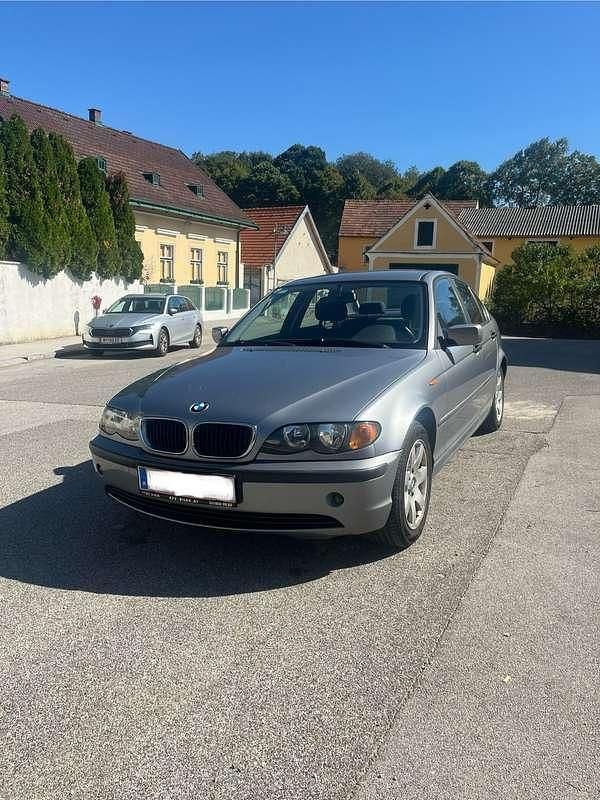 Gebraucht 2003 BMW 318 Limousine | € 7.200 (Etwas zu teuer) - Bild 1/4