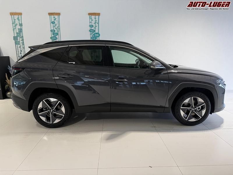 Neu Hyundai Tucson GO! 150 PS (110 kW) 2025 Ecotronic grey pearl SUV