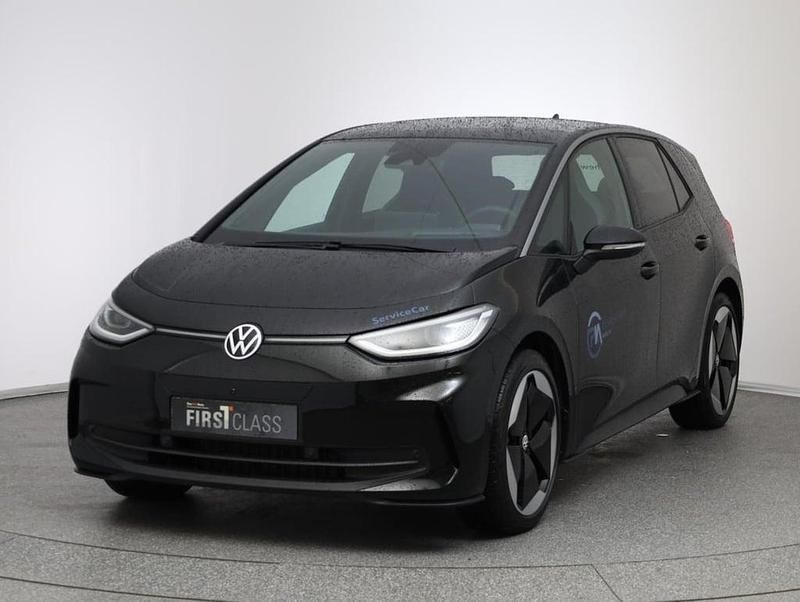 Schwarz metallic Gebraucht 2023 VW ID.3 Pro Kleinwagen | € 31.911 (Etwas zu teuer) - Bild 1/4