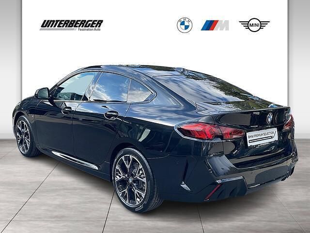 Gebraucht BMW 120 Coupé Shadowline 163 PS (119 kW) 2025 Schwarz sonderlackierung Coupé