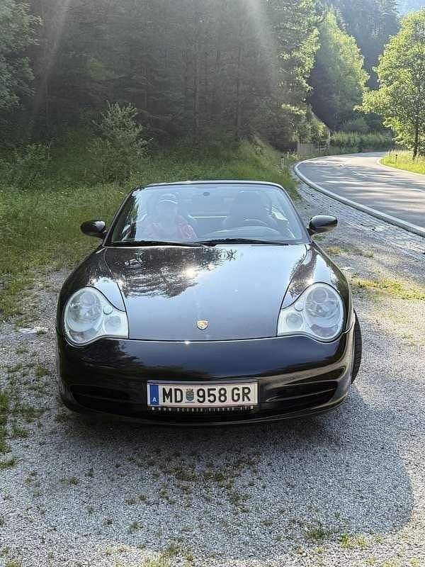 Schwarz Gebraucht 2003 Porsche 911 Carrera 4 Cabriolet Cabrio | € 43.900 - Bild 1/4